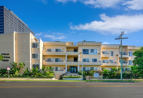 Apartment Building in Los Angeles